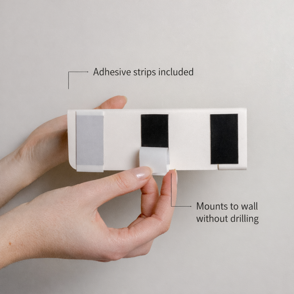 Toilet paper holder with shelf