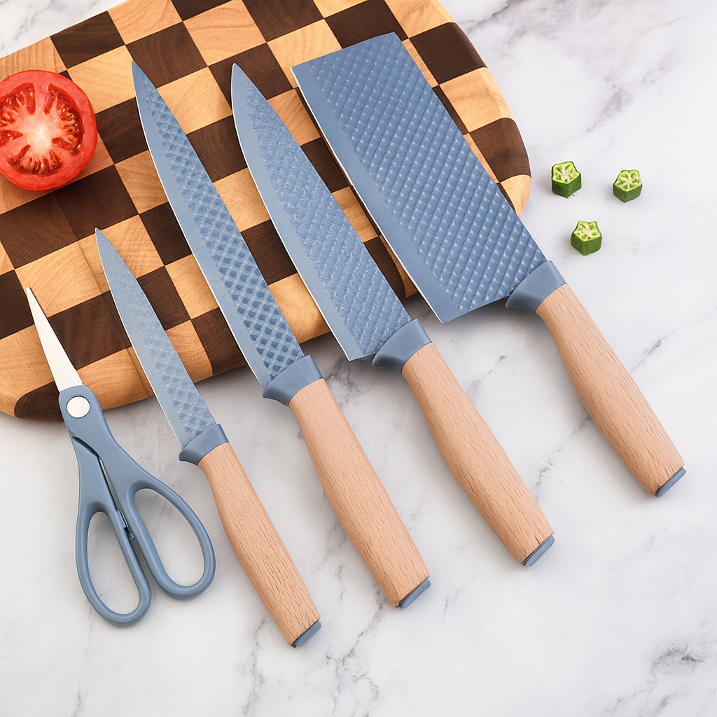 Set of 6 sharp knives