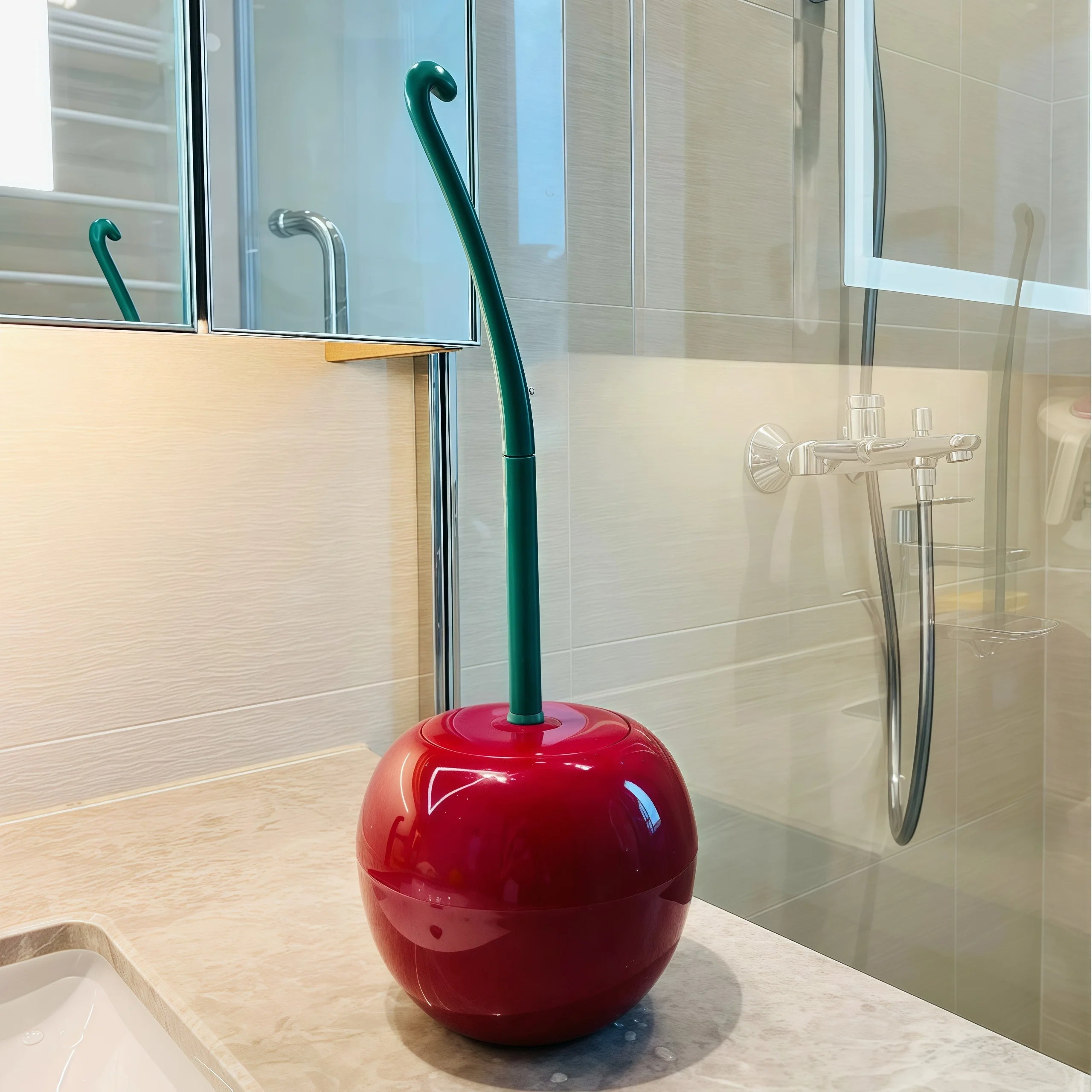 Brosse de toilette cerise