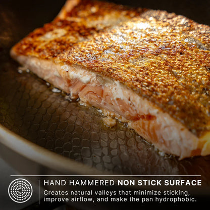 Poêle en titane martelé