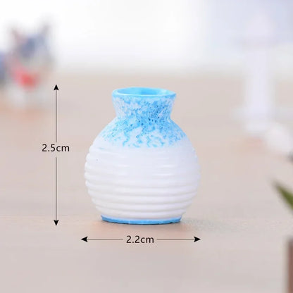 Vase miniature en résine