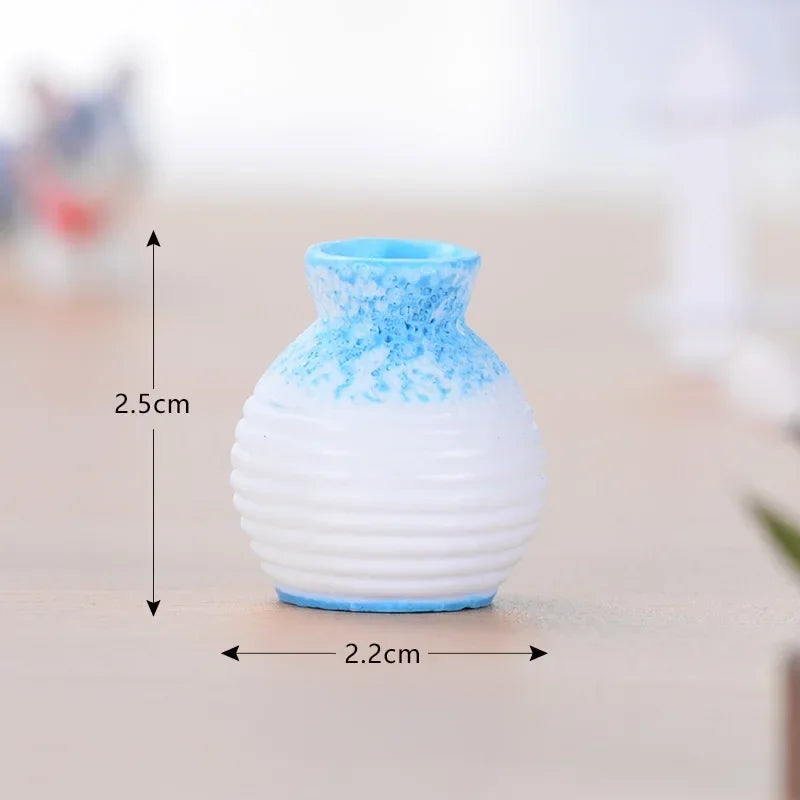 Vase miniature en résine