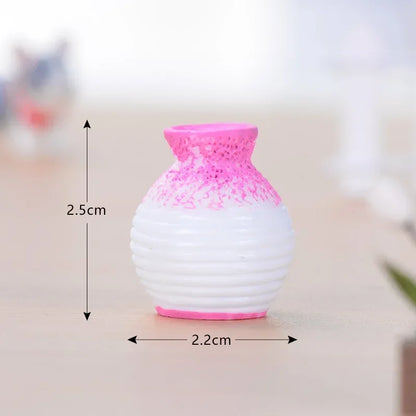 Vase miniature en résine