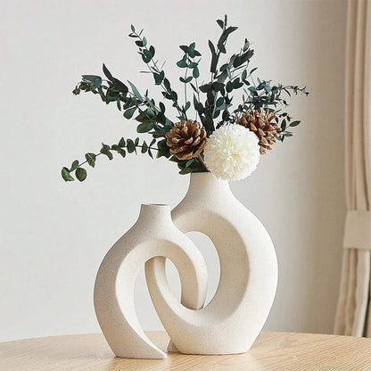 Ensemble de vases en céramique européens