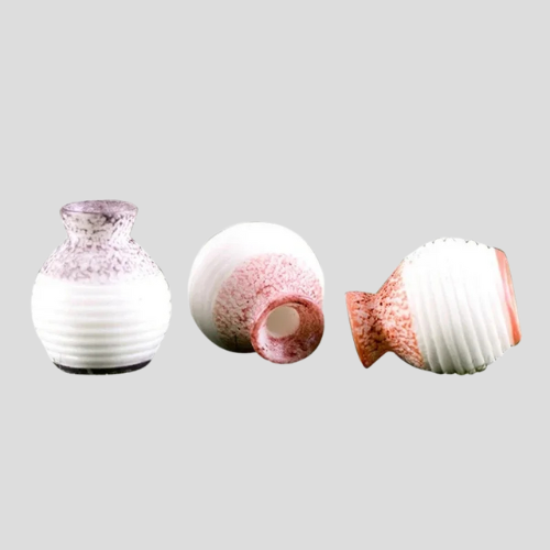 Vase miniature en résine